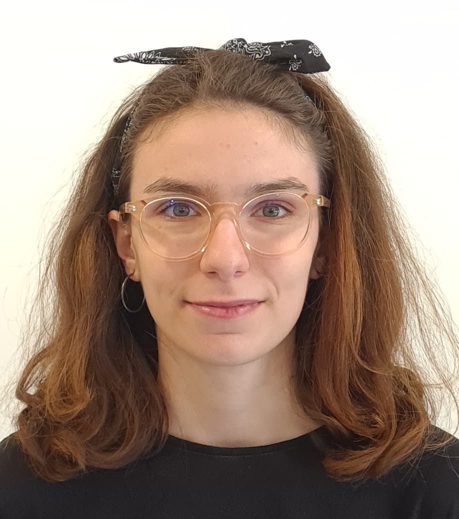 Valentina Dumitrescu, UI/UX-Designer @ WebScrapingAPI